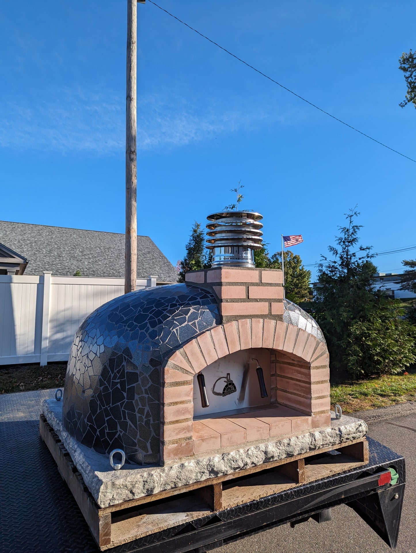 Traditional Wood Fired Brick Pizza Oven - Mediterranean Pro Mosaic